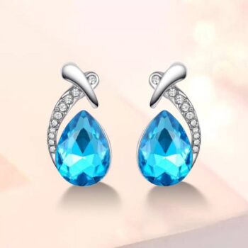 Traditional Zaver Blue Monalisa Stone Studs For Beautif...