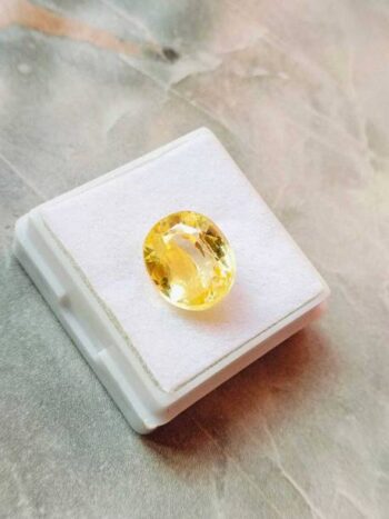 Yellow sapphire 5.00 ratti gemstone Sapphire Stone