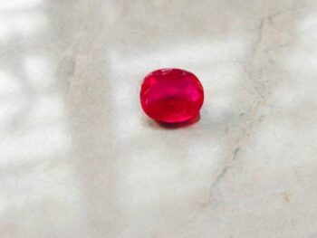 White zircon 5 ratti gemstone Stone