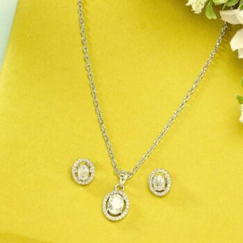 Bariyal Panna 5.00 Carat/Ratti Original Natural Certifi...