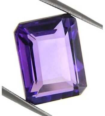 Emerald Stone 4.70 Carat Panna Stone Gemstone Stone Pen...