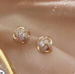 Stylish Party Wear Designer Range Crystal Dangling Sui ...