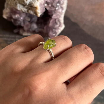 Peridot Raw Uncut Dot Band 925 Sterling Silver Ring