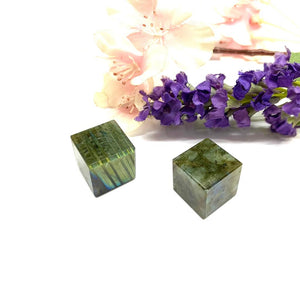 Labradorite Cube (Inner Awakening & Self Discovery)